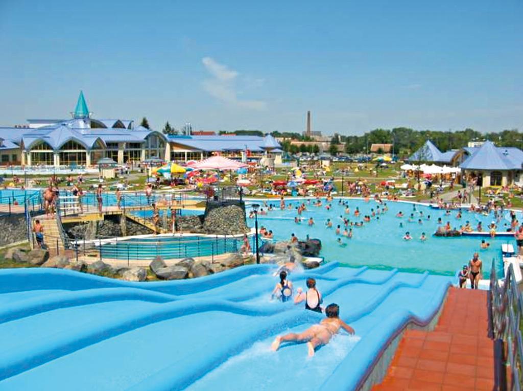 Makfa Vendeghaz Hotel Vasvar ภายนอก รูปภาพ